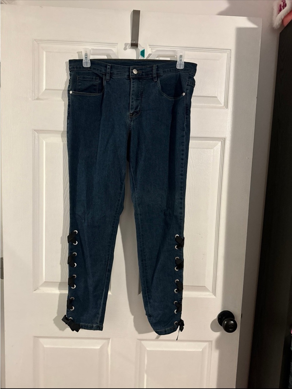 VENUS Dark Blue Lace-Up Skinny Jeans